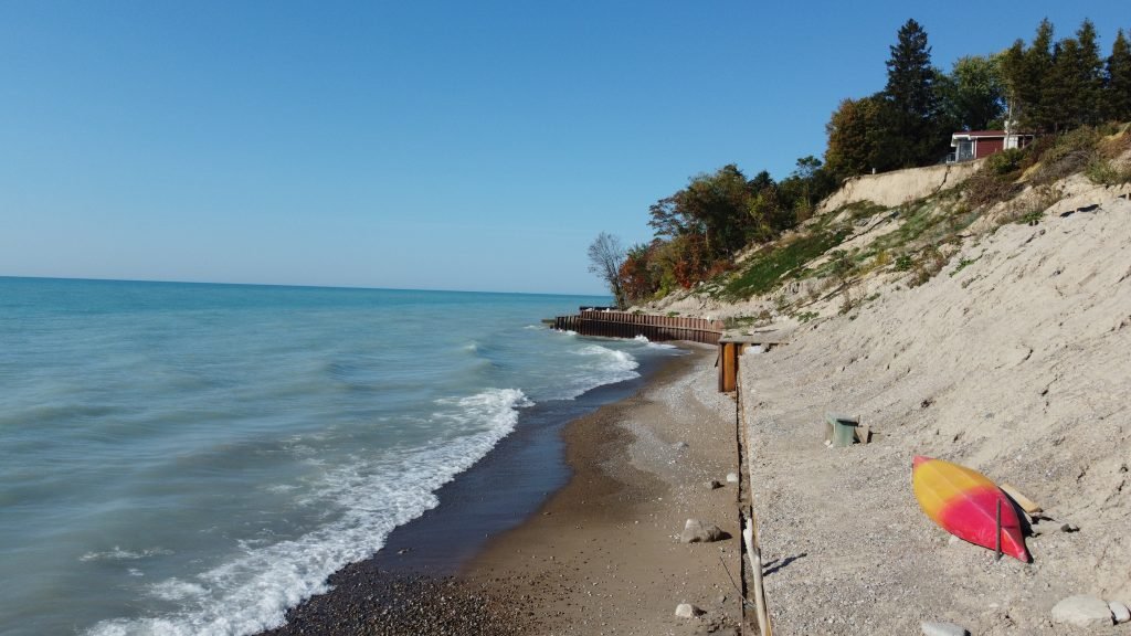 retaining walls on lake